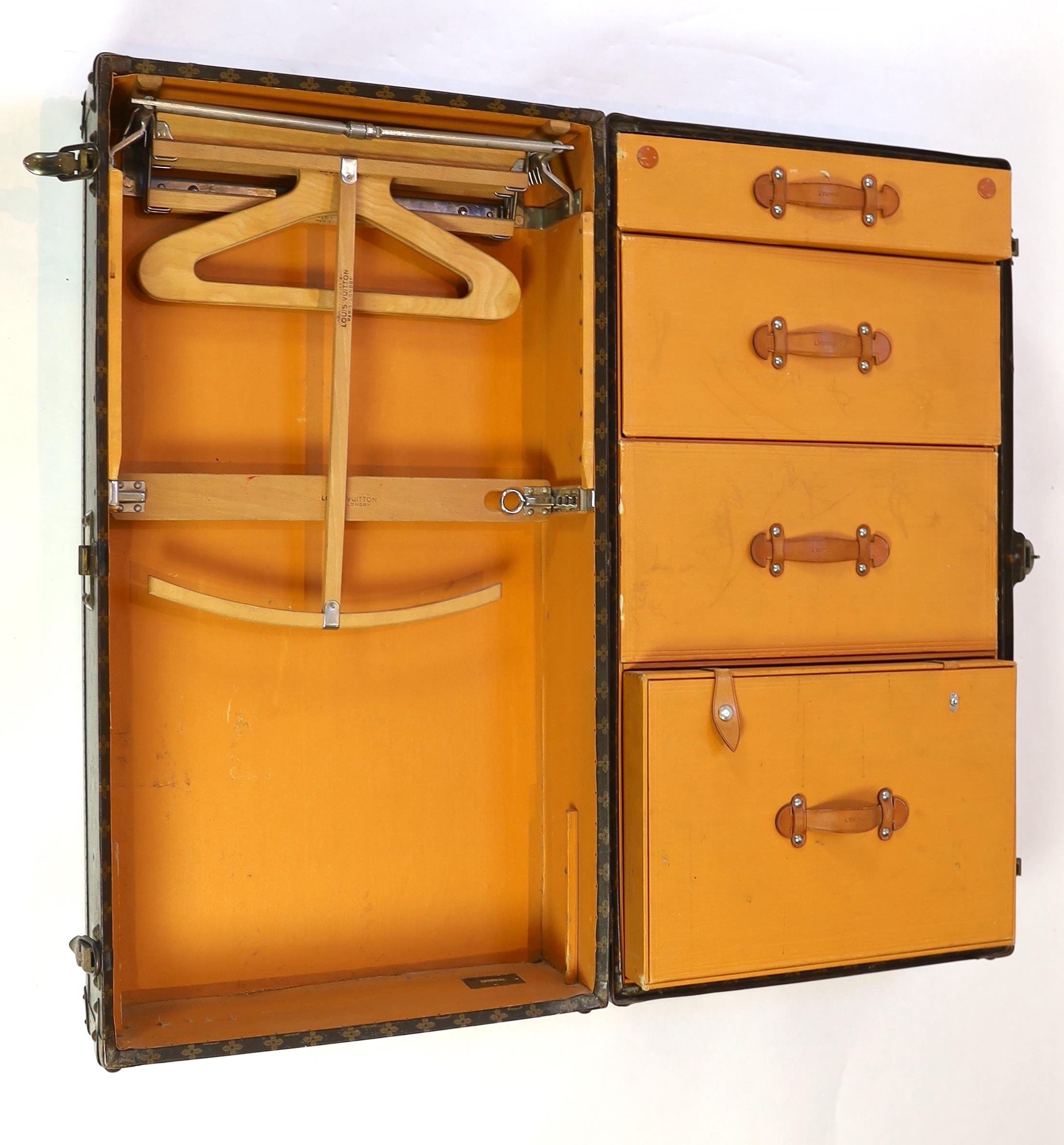 A vintage Louis Vuitton monogram canvas wardrobe trunk, width 101cm, depth 55cm, height 33cm